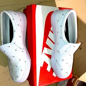 Nike court royal Slip